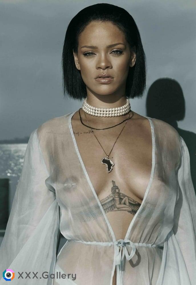 1635191982 Rihanna