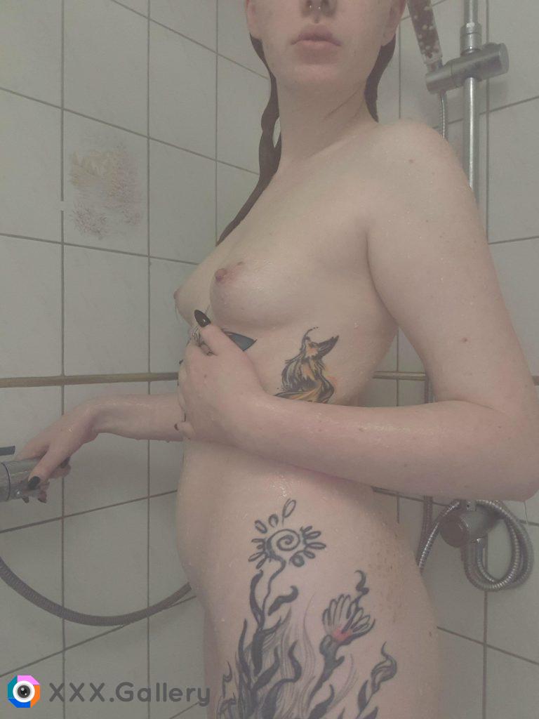 (F) kommt jemand mit unter die Dusche? ??