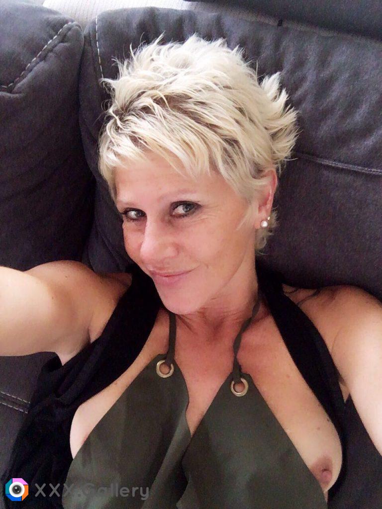 49yo mom, do i still look tasty? :)