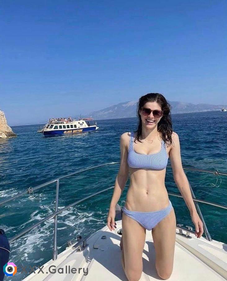 Alexandra Daddario