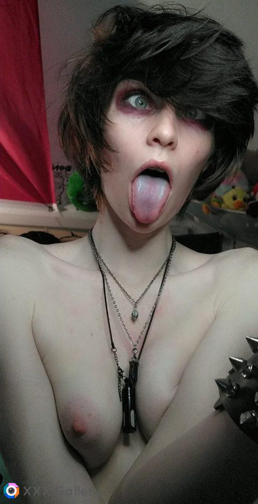 Blue gothic ahegao <3