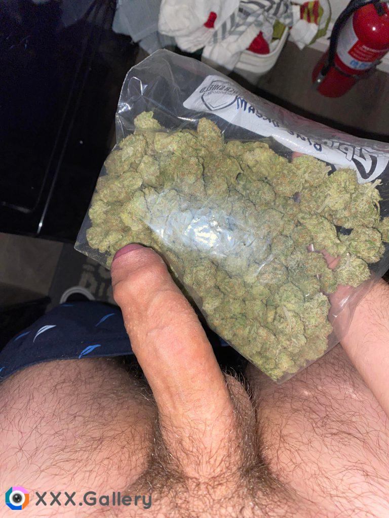 Wake and Bake ??(M)