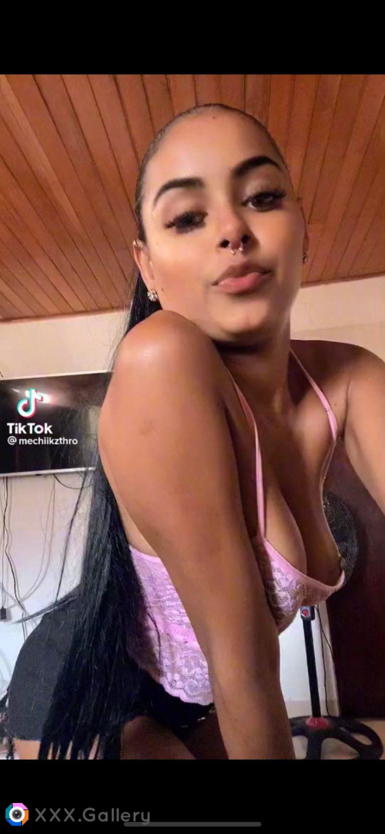 https://vm.tiktok.com/ZTd5QWR7h/