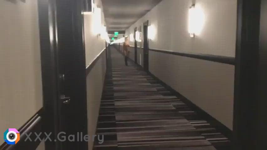 Naked In The Hallway Xxxgallery