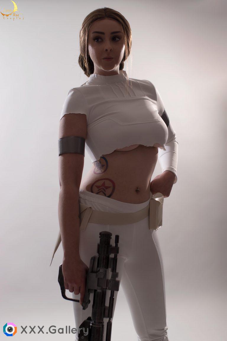 Geonosis Padme by me (Lunaraecosplay) [self]