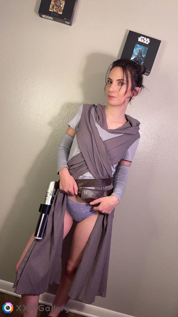 Had a lot of fun with this Rey StarWars Cosplay? [F]