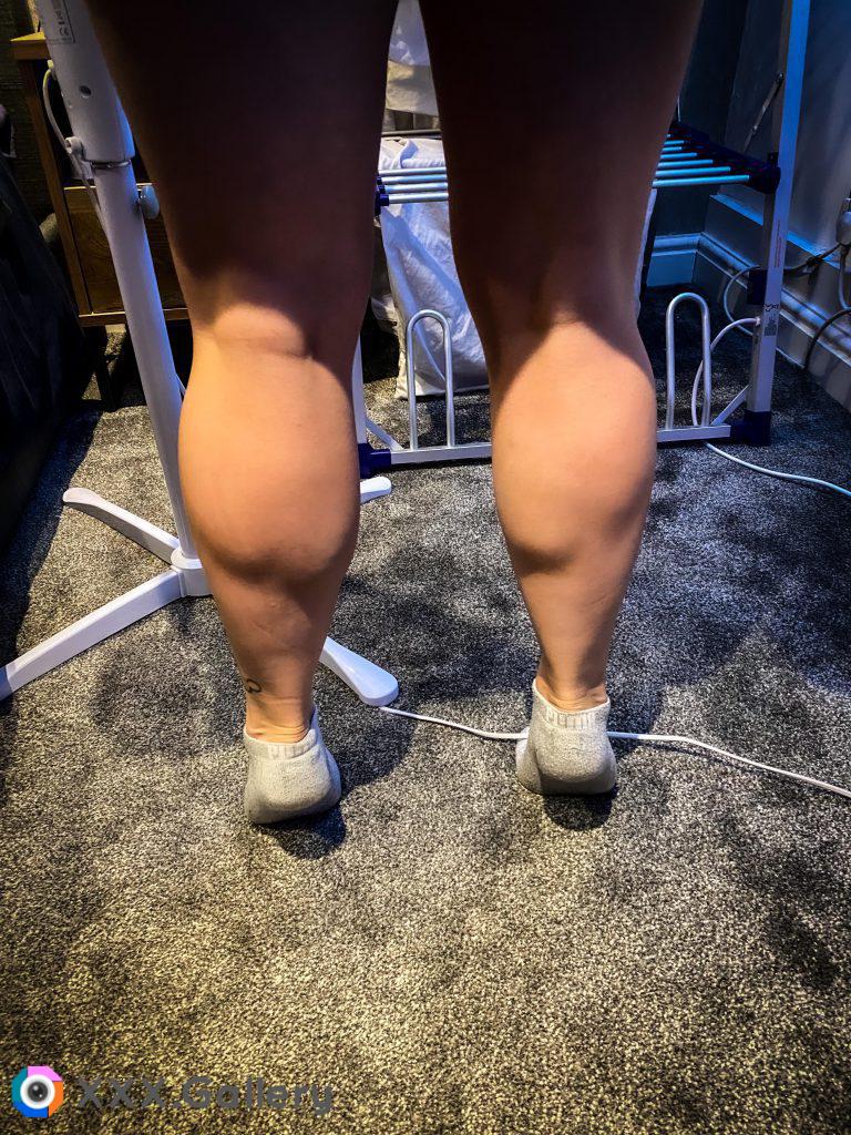 I bet you’d love to feel the pump whilst I do my calf raises