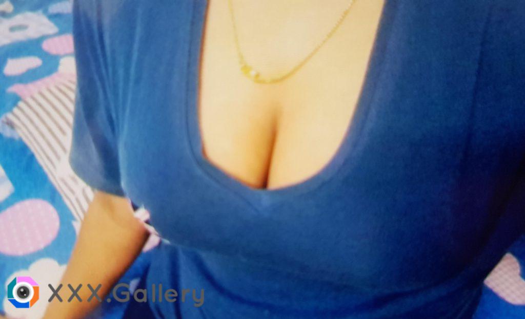 Is this deep cleavage enough to seduce my cousin? (f)