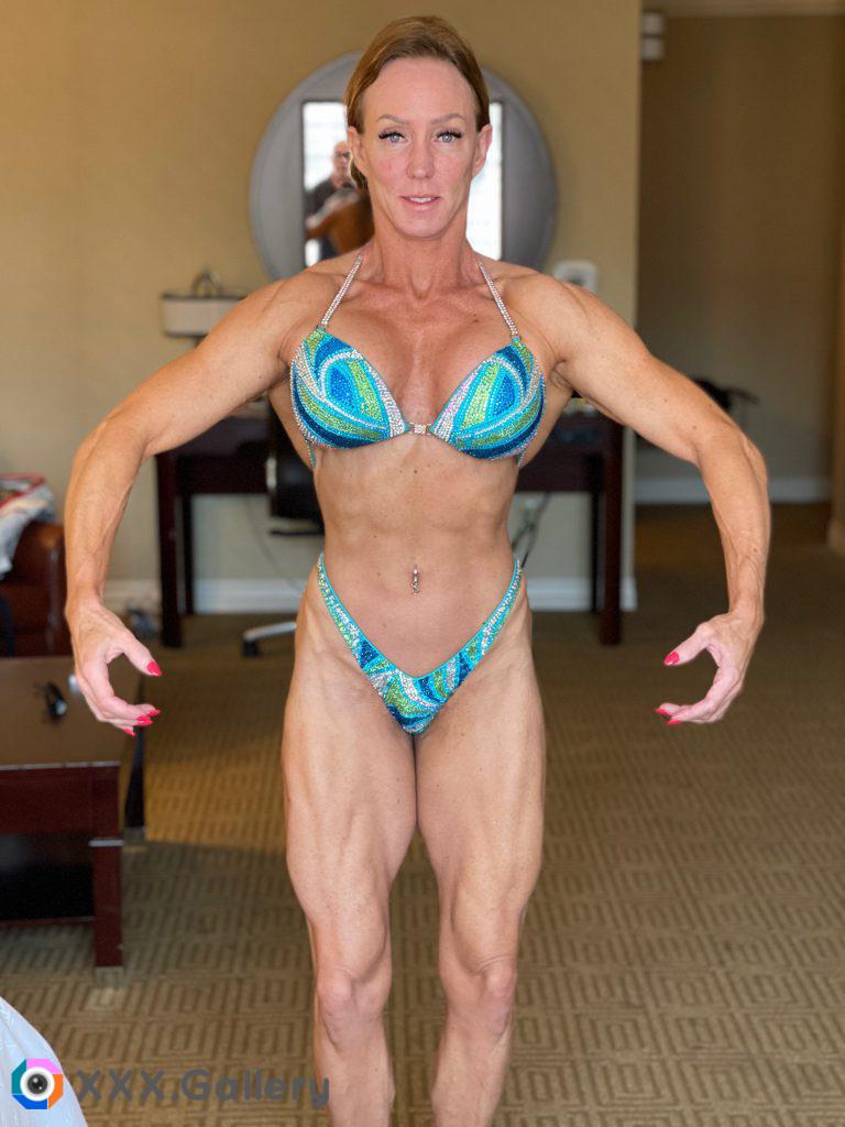 My posing position.....Figure Competitor