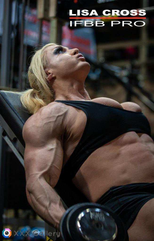 Bulging Muscle IFBB Pro Lisa Cross