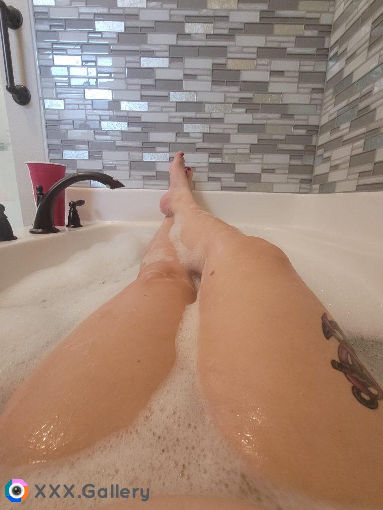 ?bbw ?solo and squirting ?g/g ?customs ? sexting