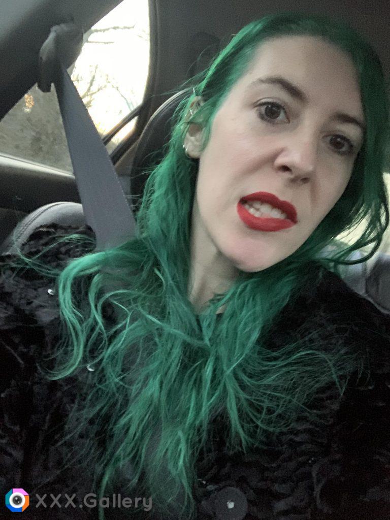 Green lip bite