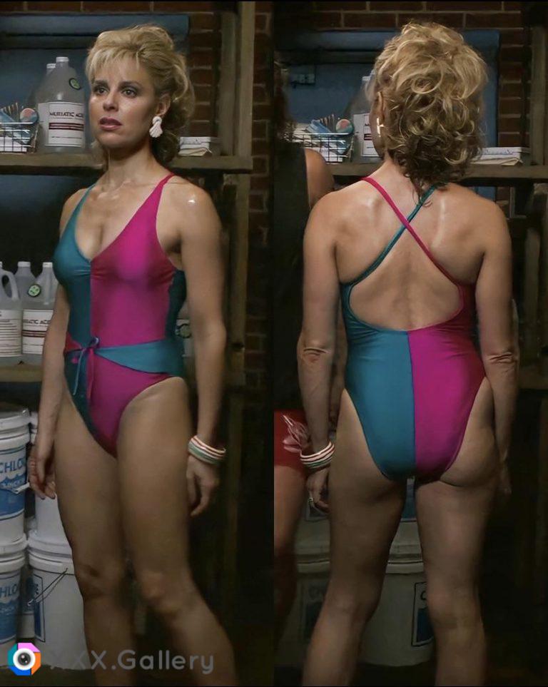 Cara Buono in Stranger Things S3 2019