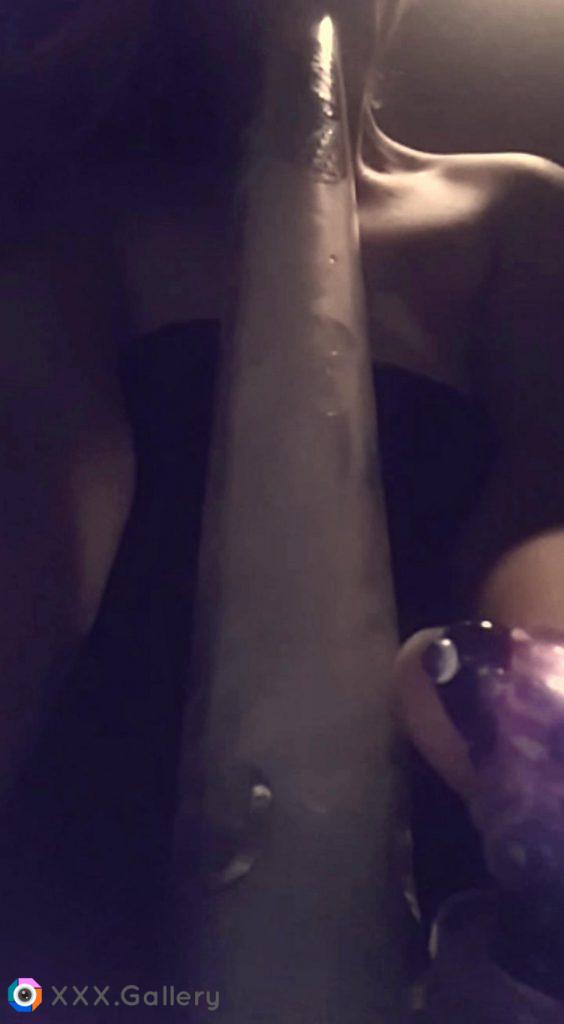 (F) Ice bong hits goodnight 🌙💤 ♥️