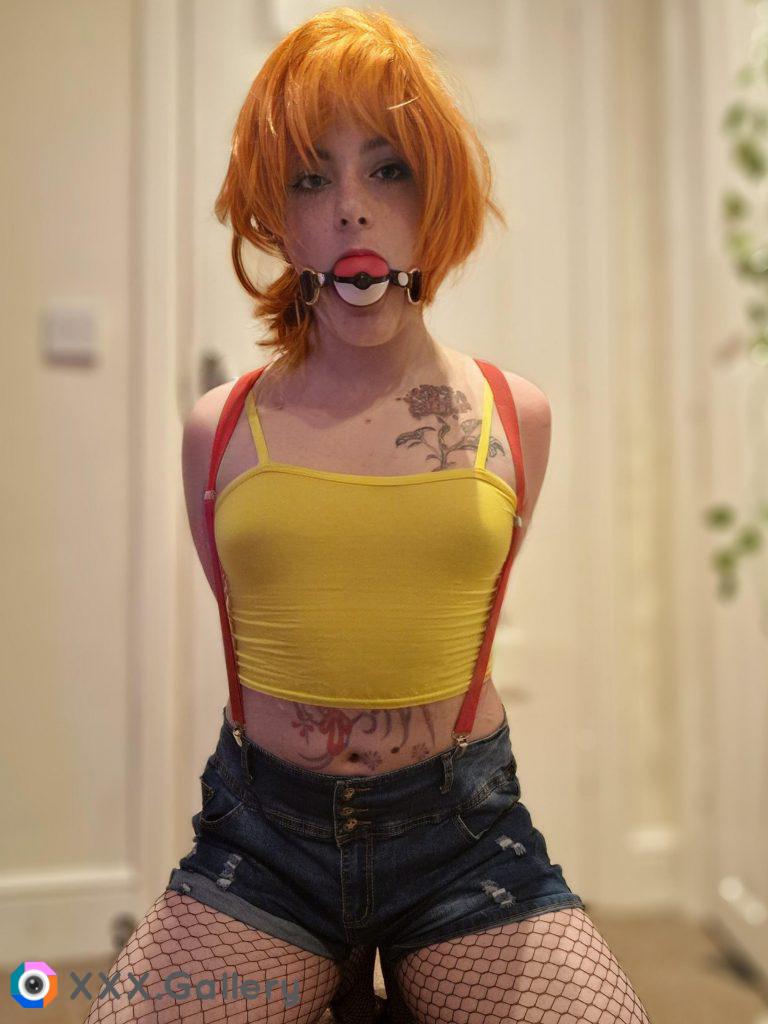 Lil tied up misty