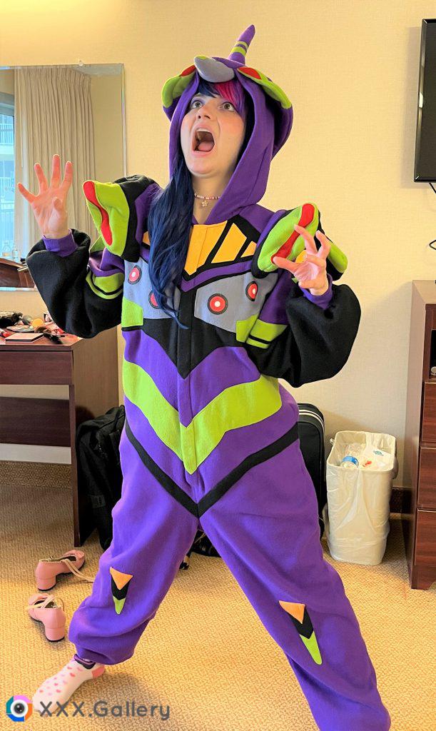 My berserker impression in my Evangelion kigurumi ;D