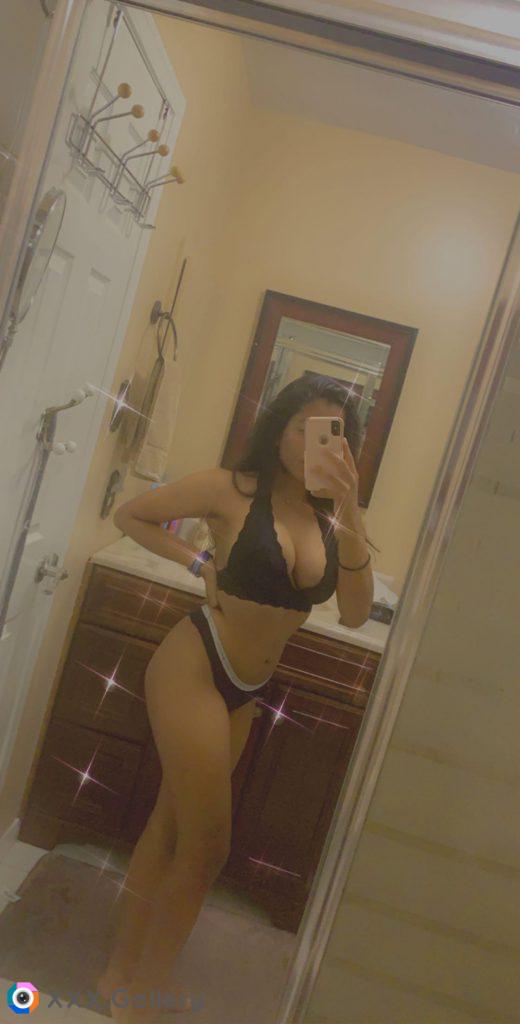 would u touch my body (F)