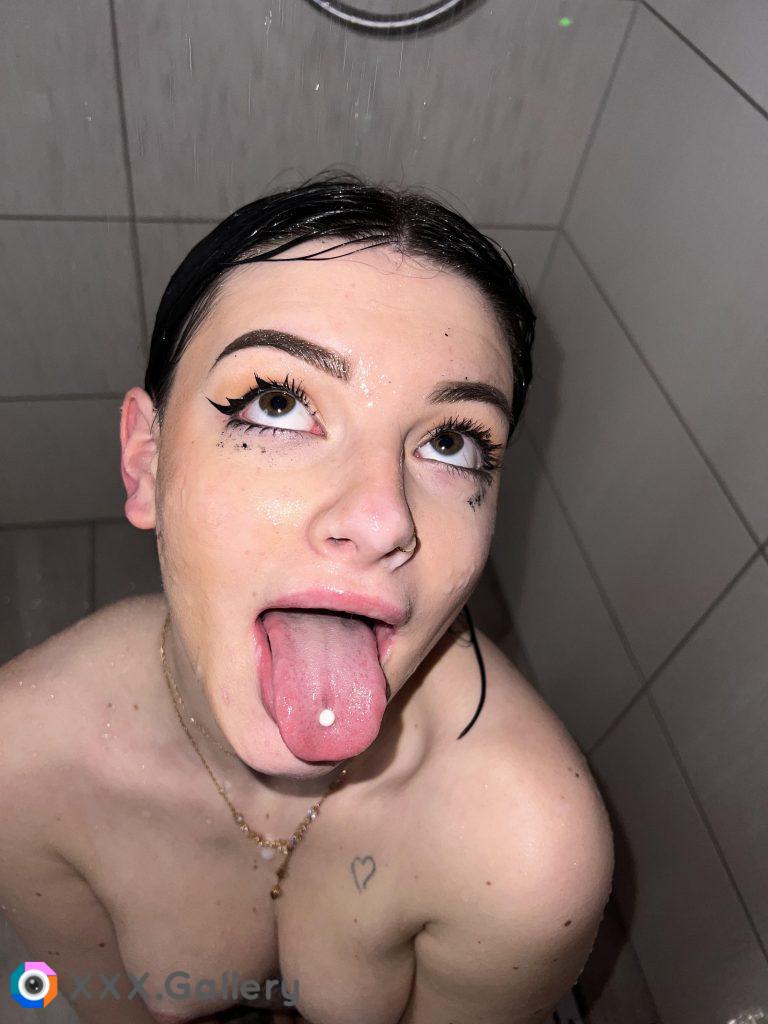 Face full of Cum