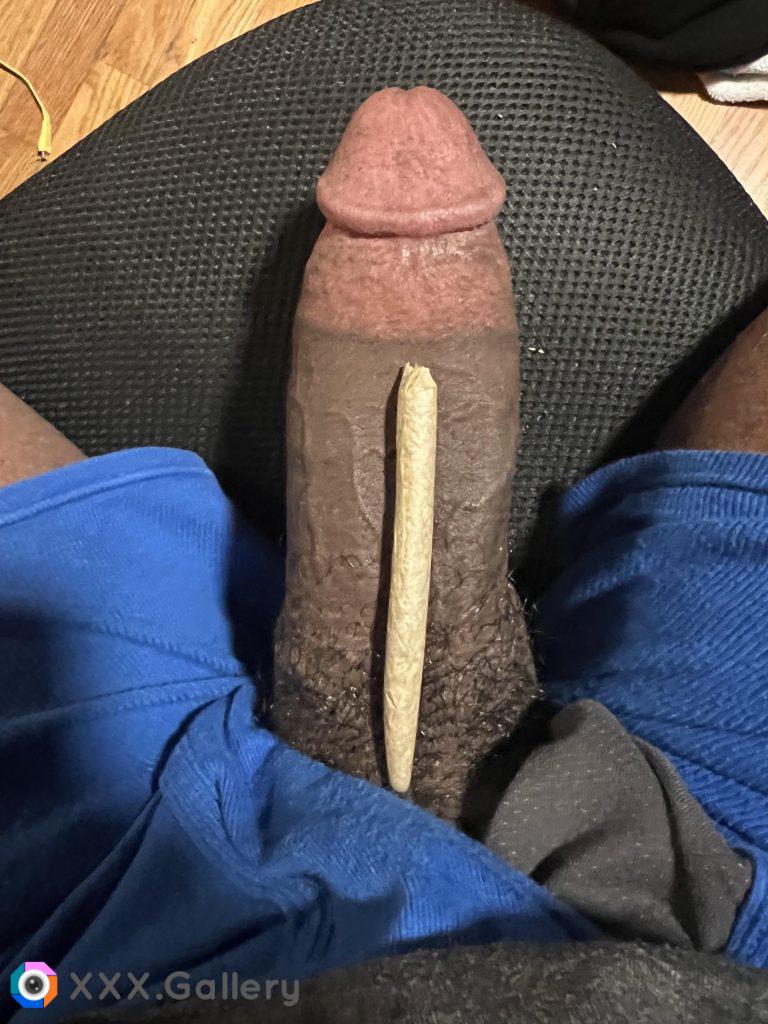 Oh no. I dropped (m)y joint. Can you grab it for me ?