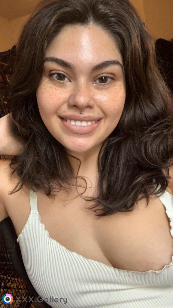 I hope you like no makeup selfies