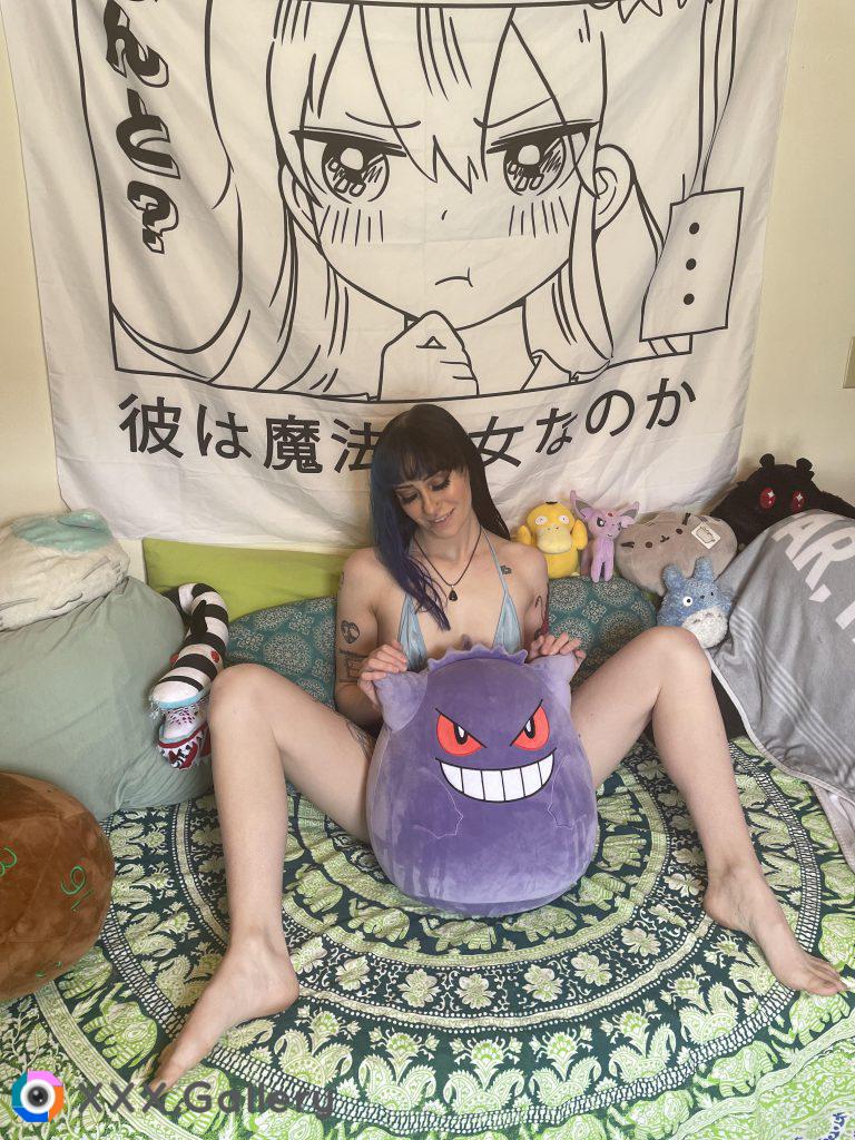 Just a gengar girlie over here [f]