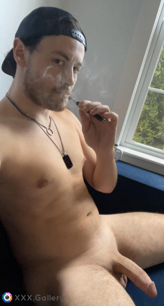 Anyone wanna get high with me and talk? We can go wild or mild I’m down for anything. [m]