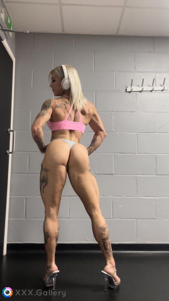 Ever been smothered by a muscle queen?