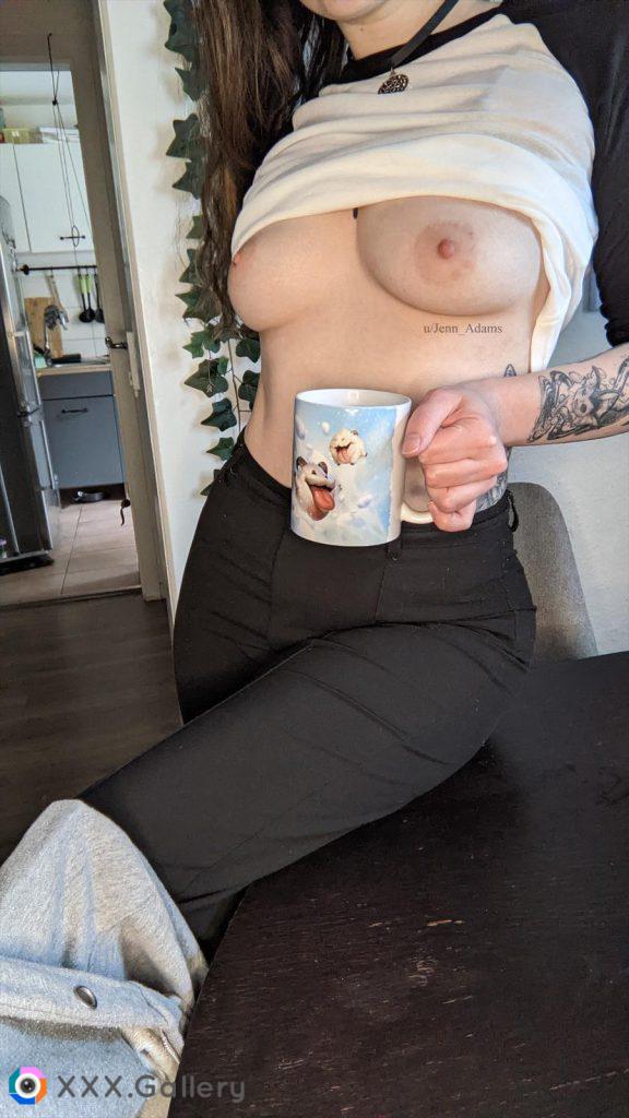 Let’s start the day with coffee and game talks [F]