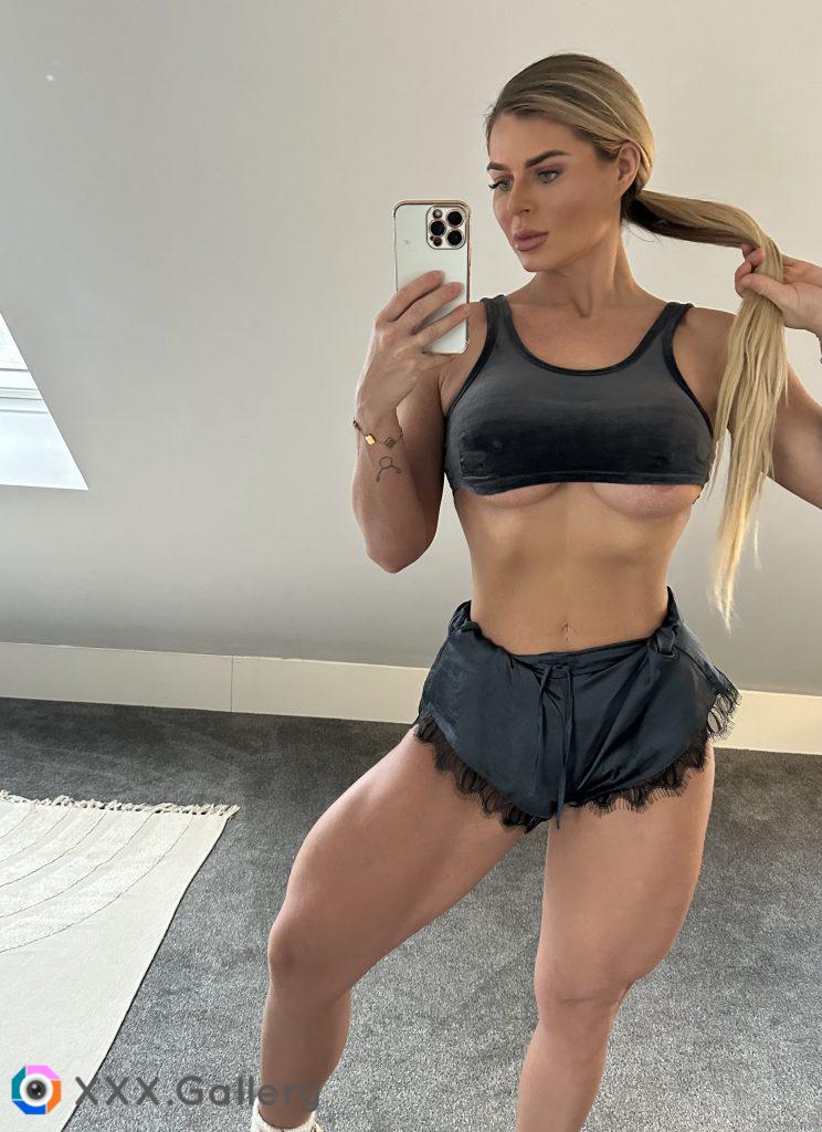 Would you fuck a mom who lifts?