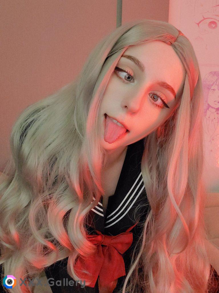 Ahegao for my senpai