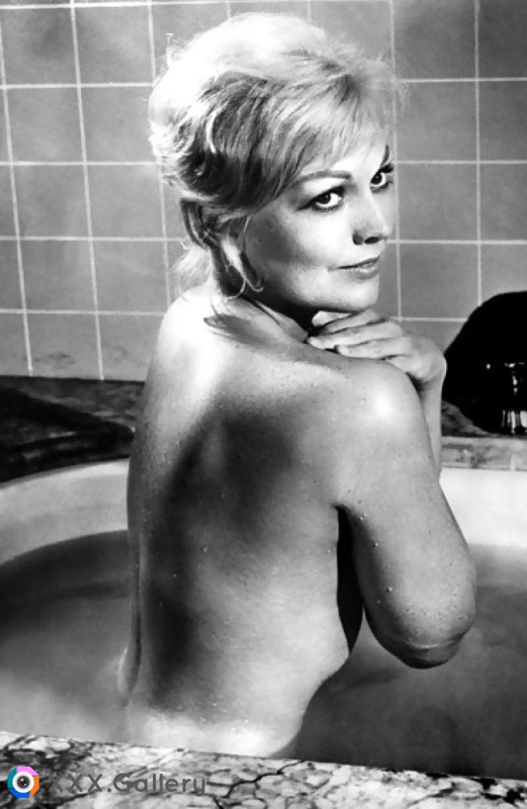 Kim Novak