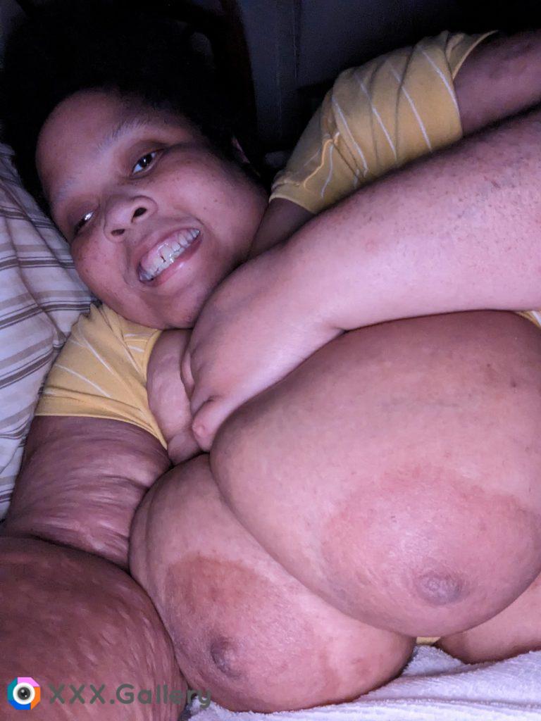 Humongous mommy bbw tits!