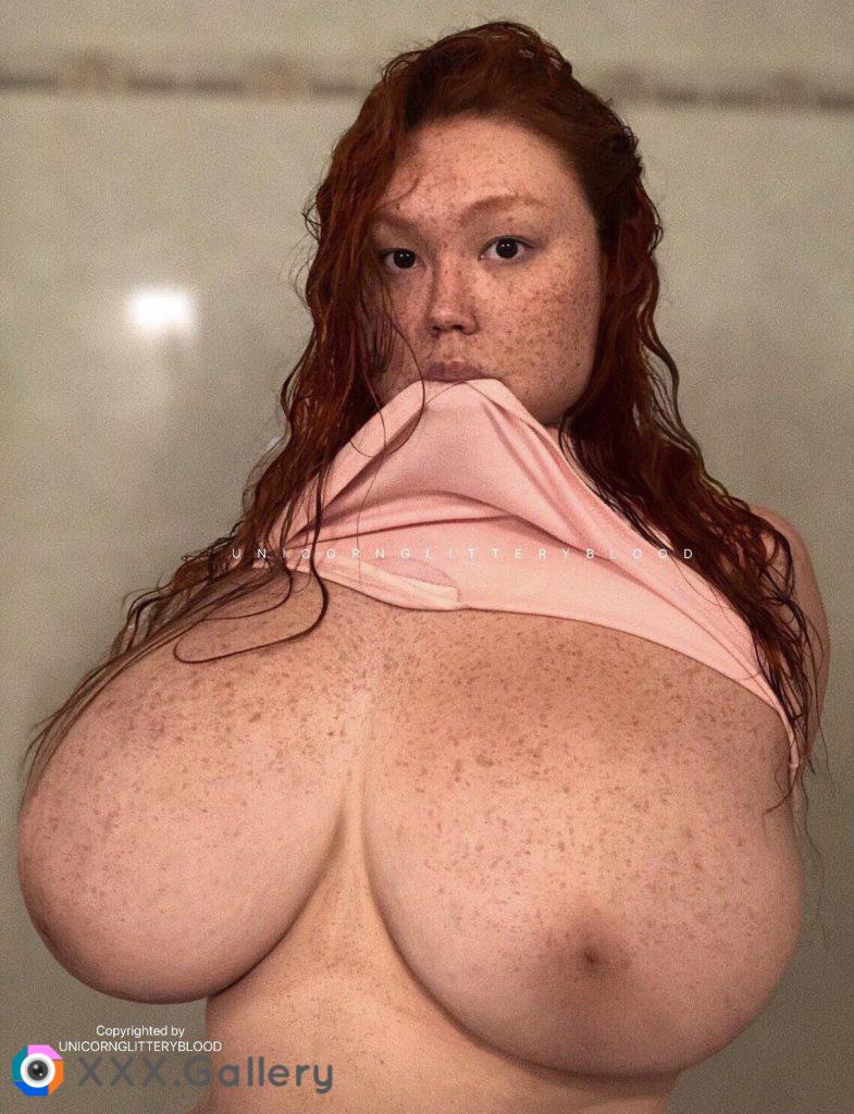 Wanna breed a busty natural redhead on the first date