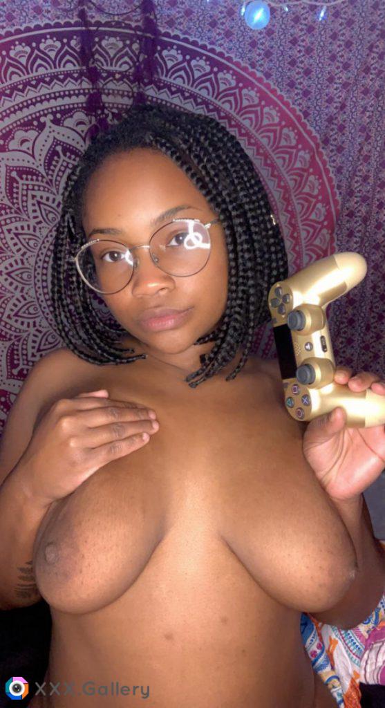 ebony gamer girl wants to play with your joystick ;)