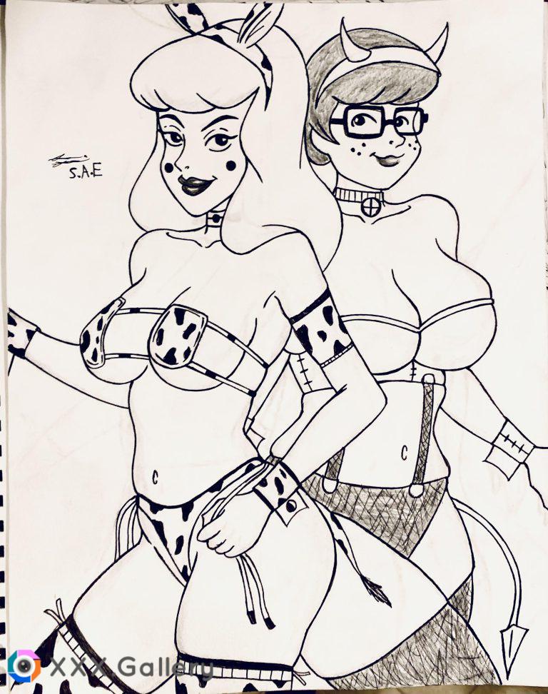 Drawing Daphne and Velma in costumes.