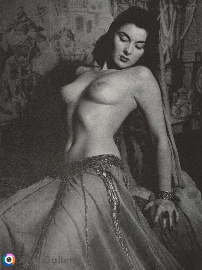 Anne Fleming, 1955