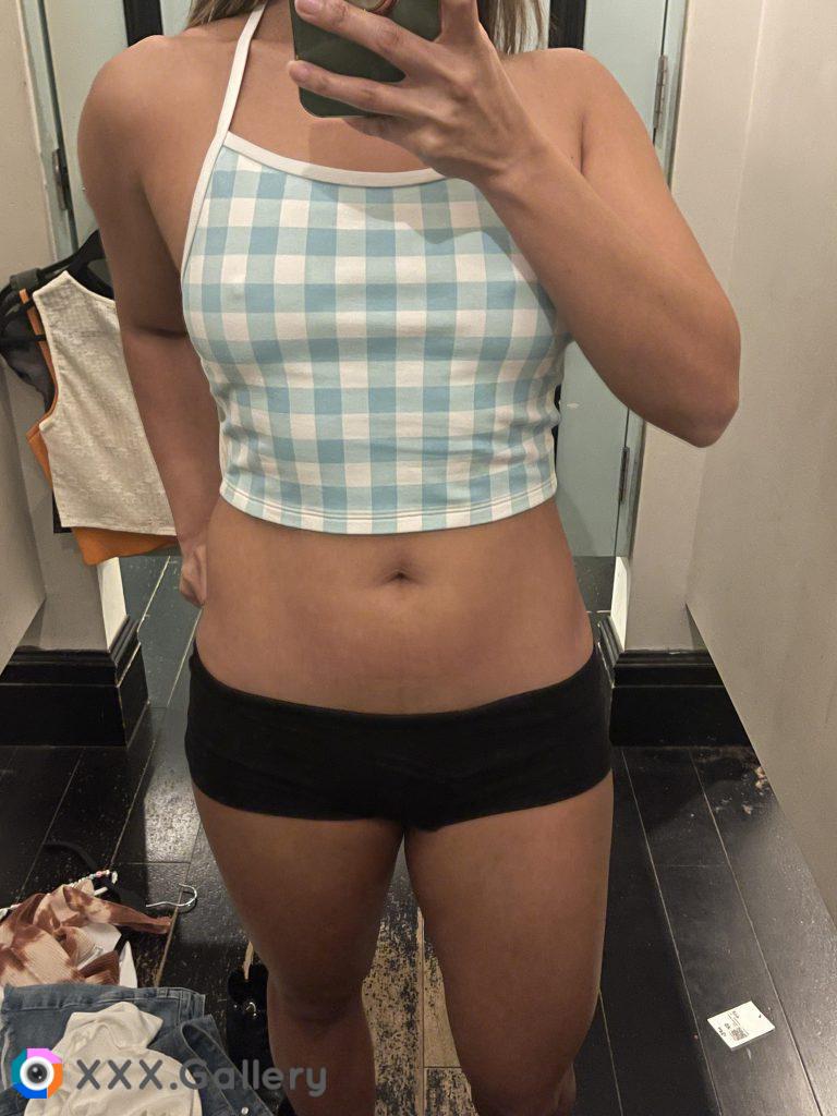 I am always looking for a good new crop top to wear