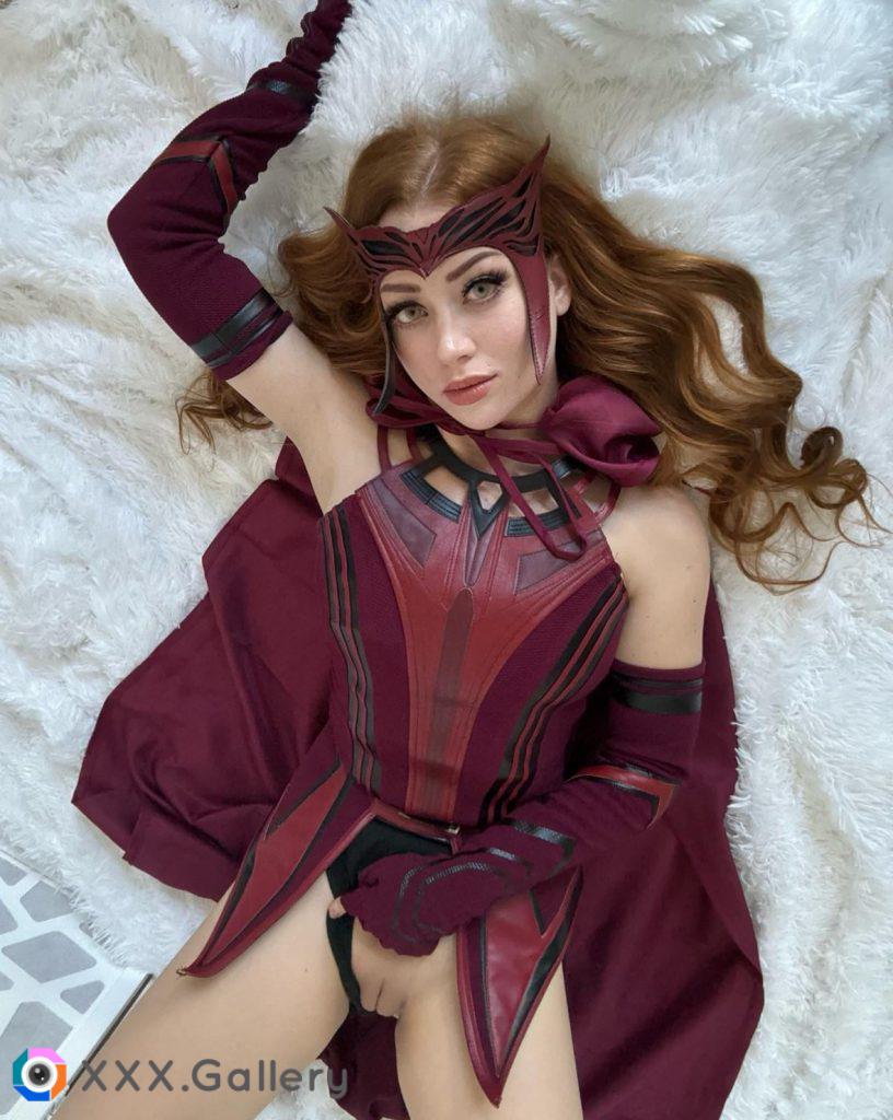 Wanda Maximoff [Marvel] (Twobrattycats)