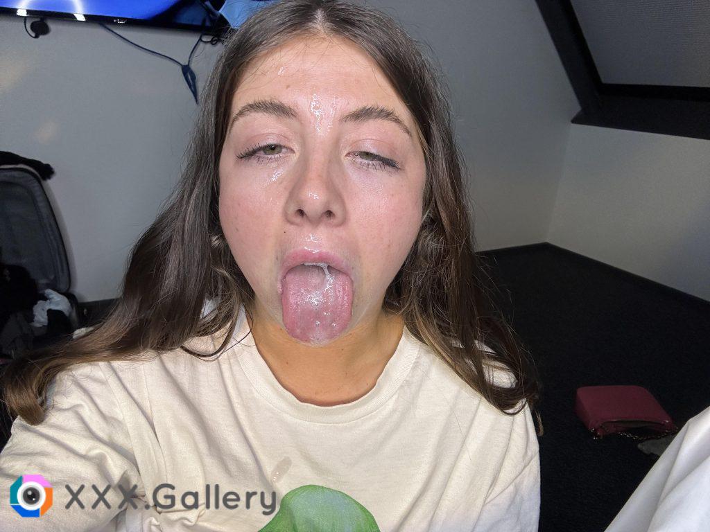 Ahegao cum face F18