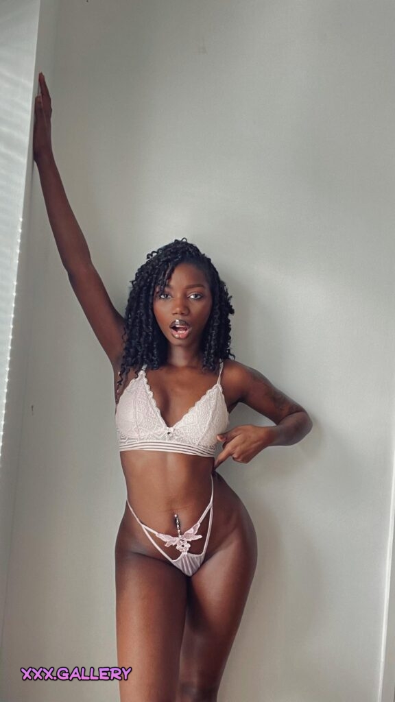 Can I be your chocolate babe?😏🍫😉 come chat with me on my of