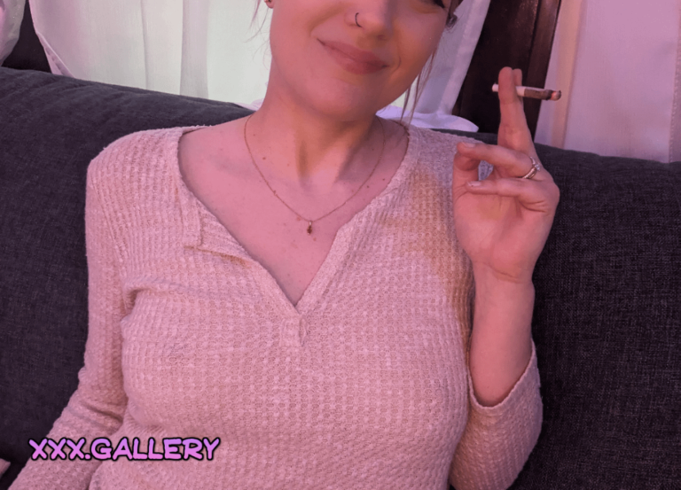 Sunday night=braless with a joint