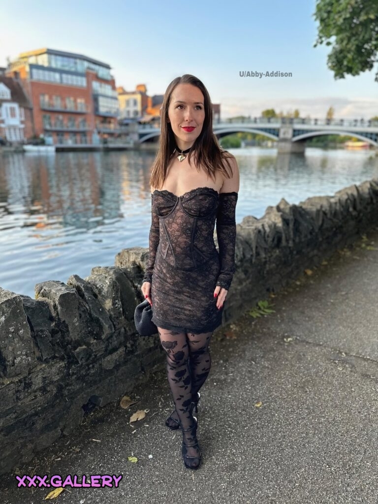 Love how my tights compliment my dress.