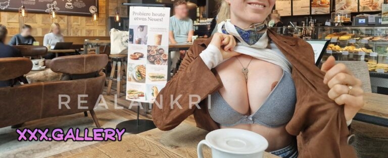 I think serving titts with their coffee is a more promising idea to make their customers happy ☕✨