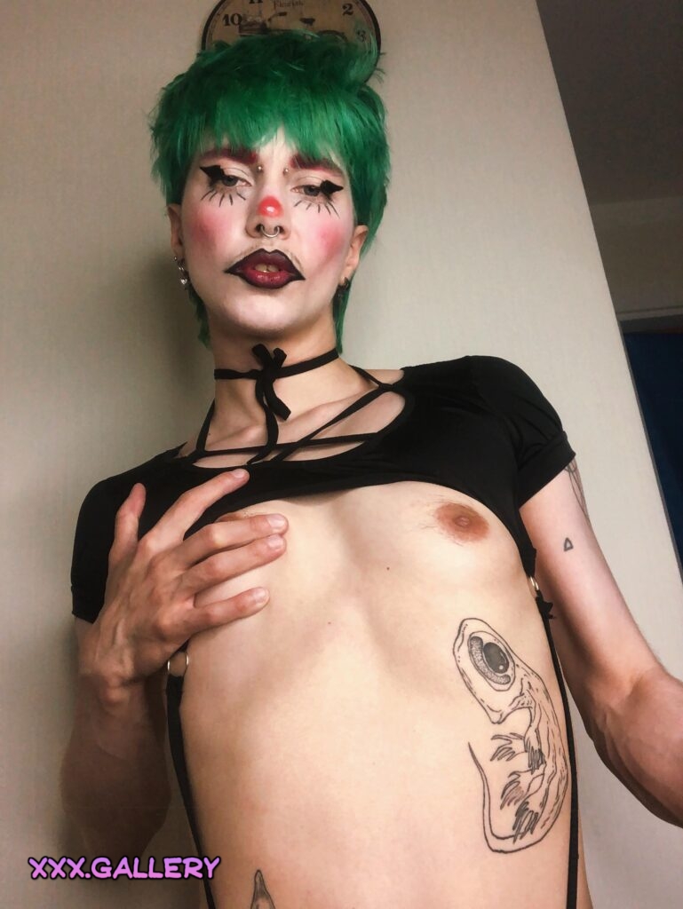 Just squeeze my clowny tits