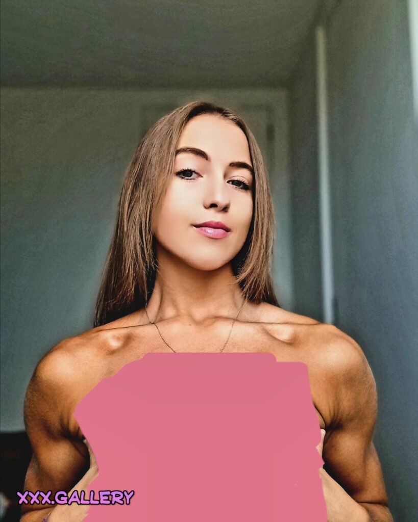 Nudes of muscular women - yay or nay?