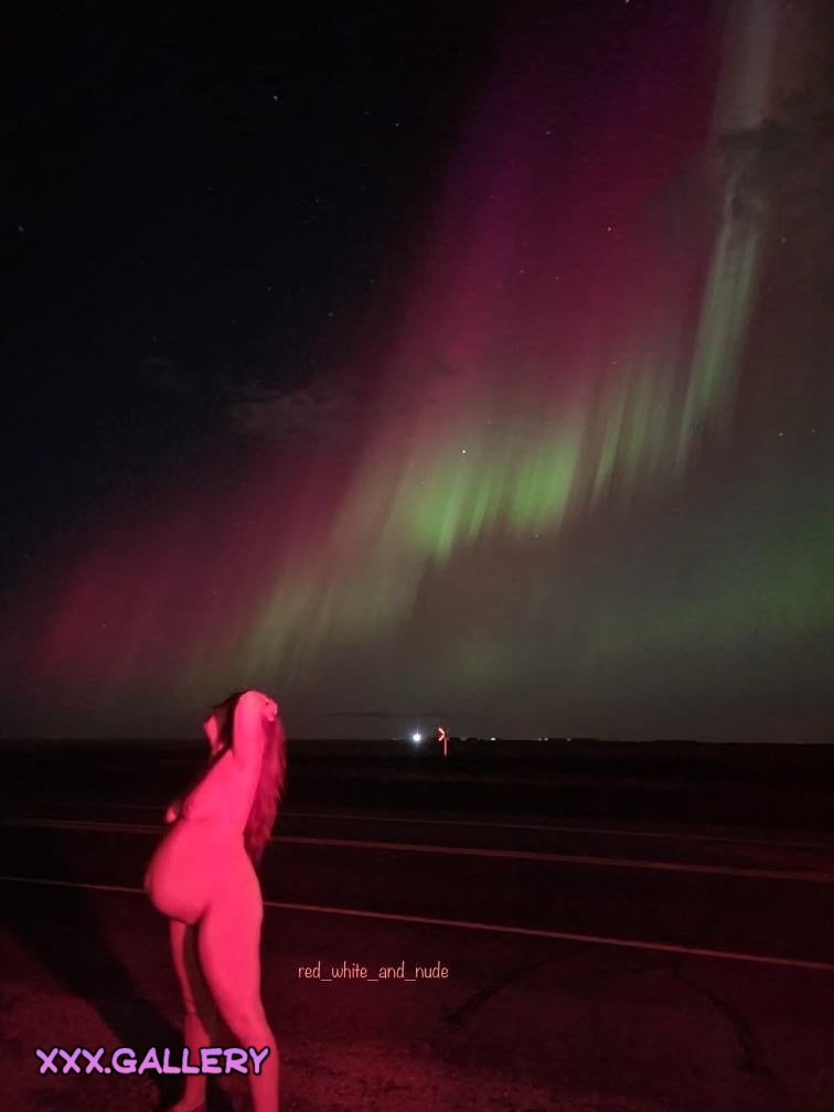 Have you ever seen the northern lights? Or a naked preggo on the side of the highway?