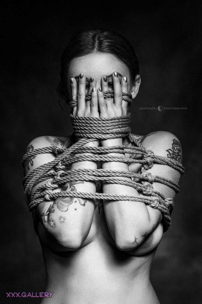 Capturing the Beauty of Bondage